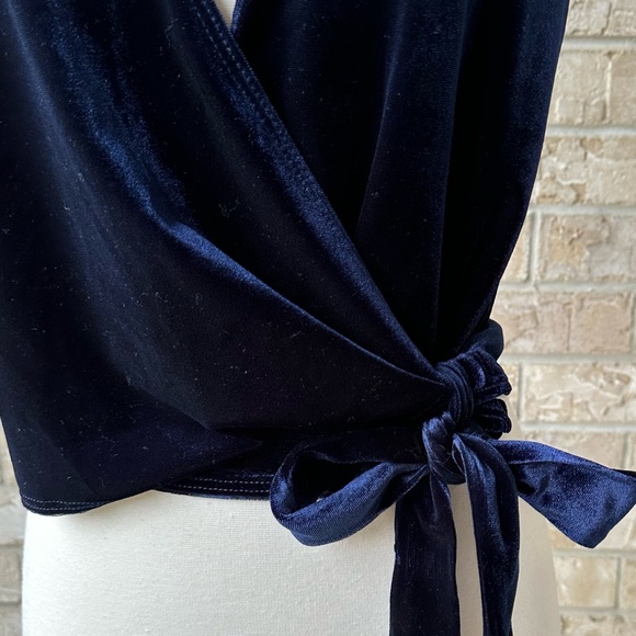 Aqua V Neck Velvet Top Blouse Size S 🌸 - Picture 4 of 7